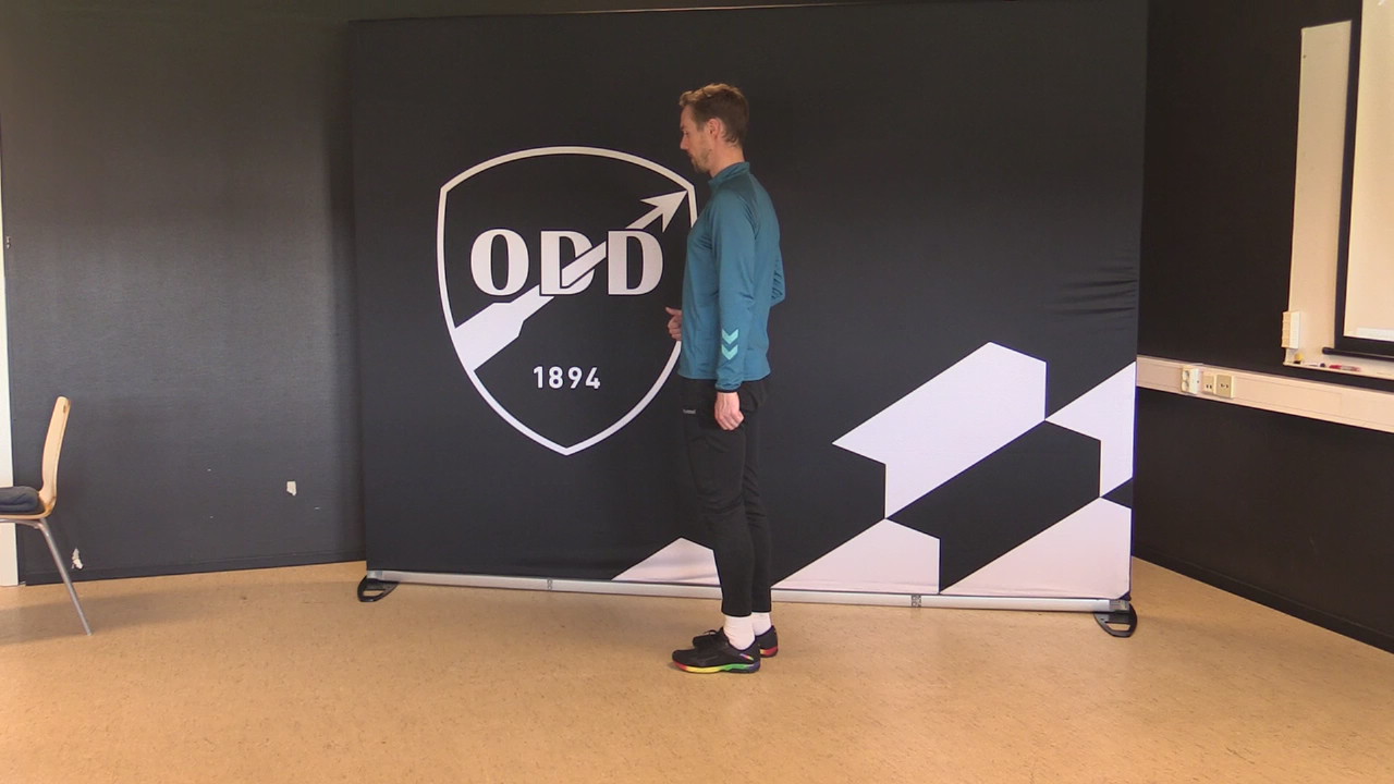 Step up fra knestaende Level 1.MP4